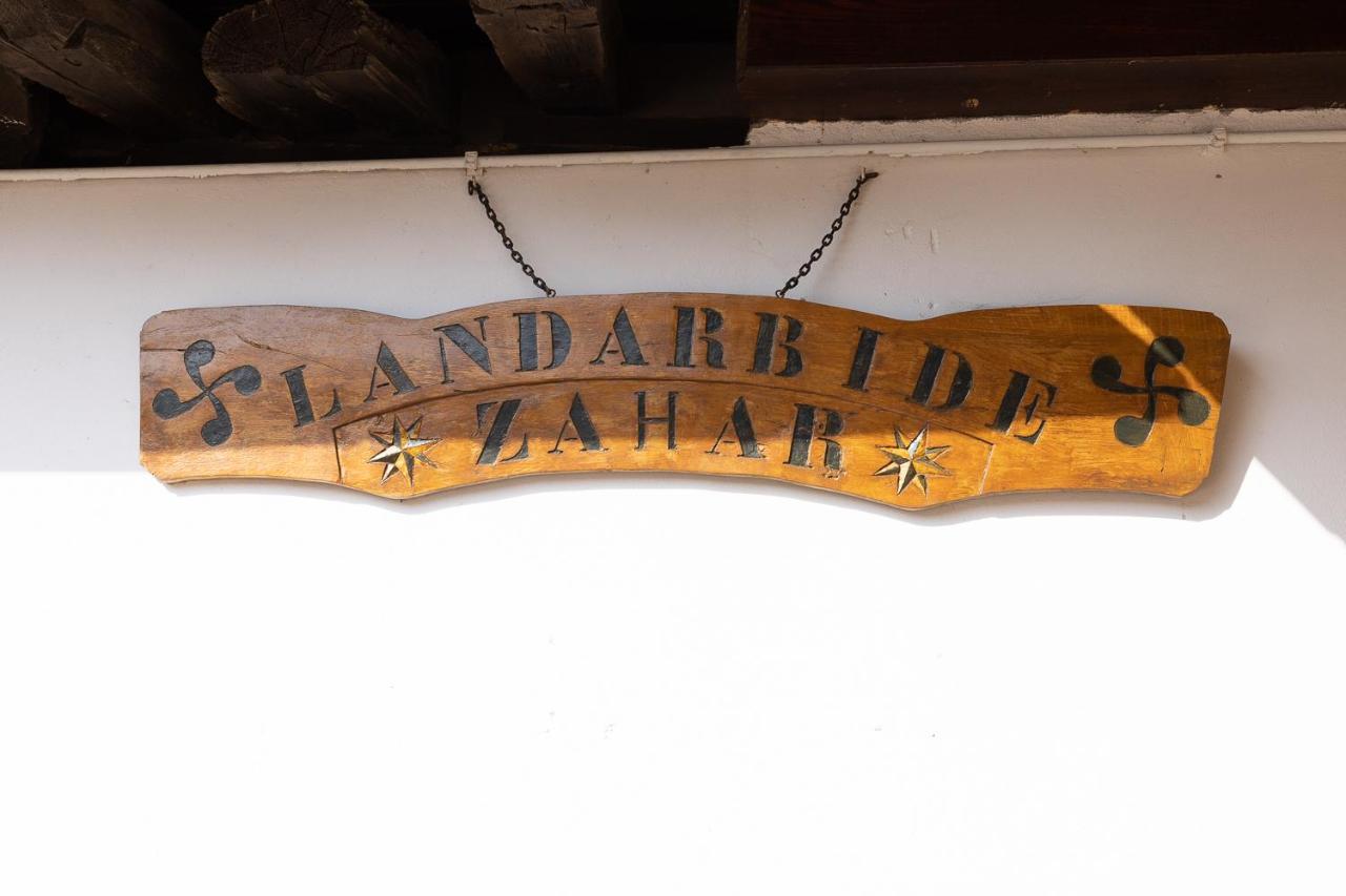 Agroturismo Landarbide Zahar Aia Exteriör bild